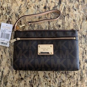 Michael Kors wristlet